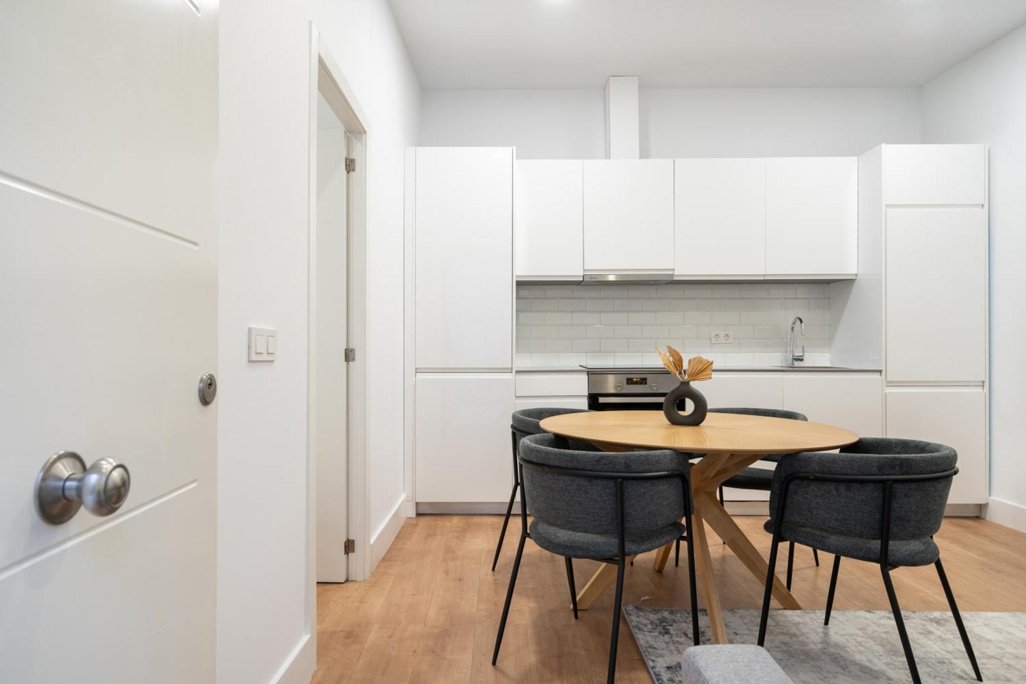 Apartamentos Reformados En Metro Pacifico Alquiler Temporal Madryt Zewnętrze zdjęcie