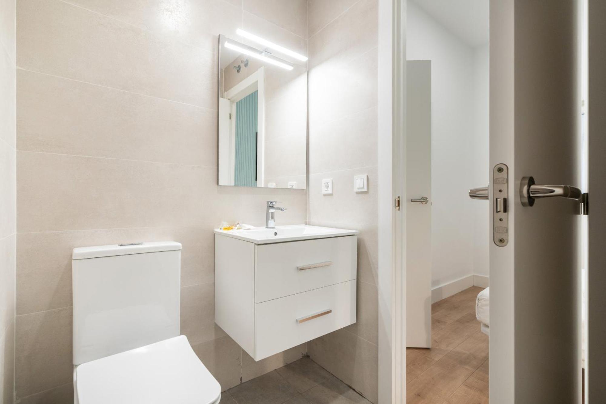 Apartamentos Reformados En Metro Pacifico Alquiler Temporal Madryt Zewnętrze zdjęcie